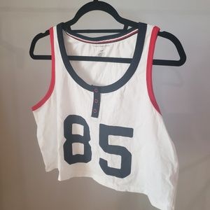 tommy hilfiger crop top